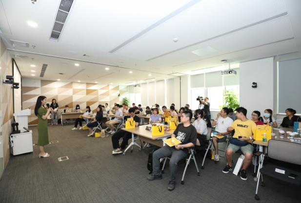 懂车帝发布经销商直播白皮书：5月直播量破25万场，八成经销商获更多线索