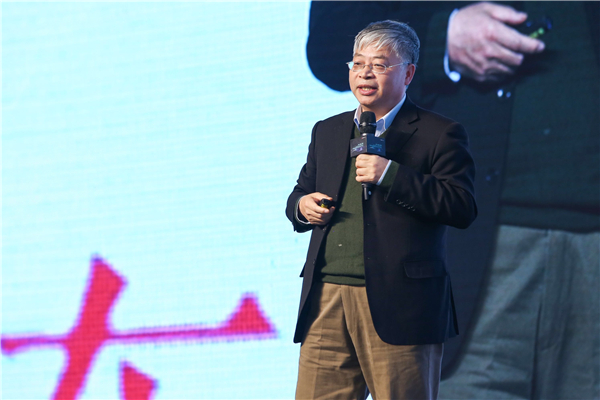 朱西产：开放平台是中国开发智能汽车的第三条路线