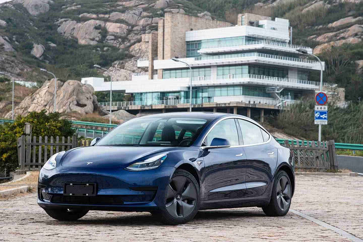 特斯拉国产 Model 3 价格调整分别上涨 4500 和 5000 元