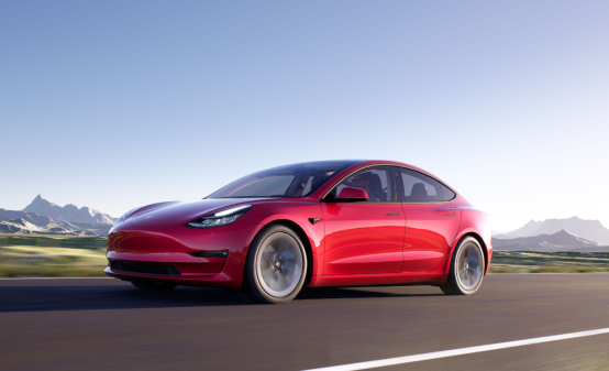 新款特斯拉中国制造Model 3 在北京开始全面交付